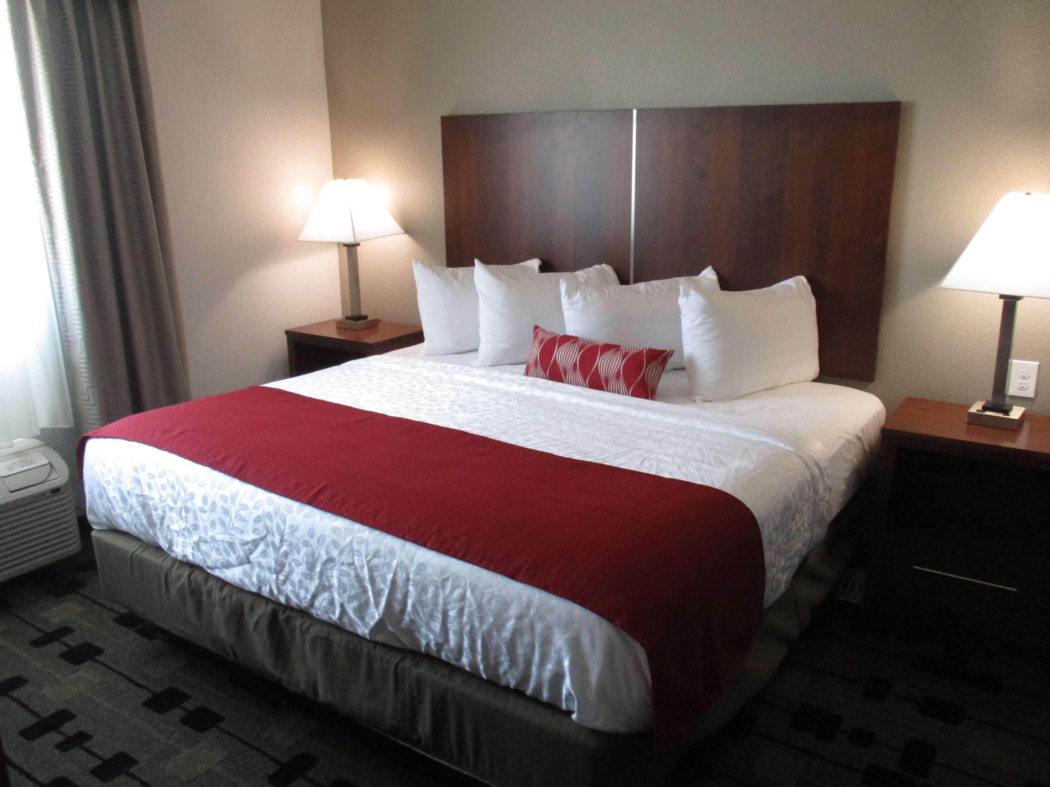 Best Western Plus Big Lake Inn Екстериор снимка