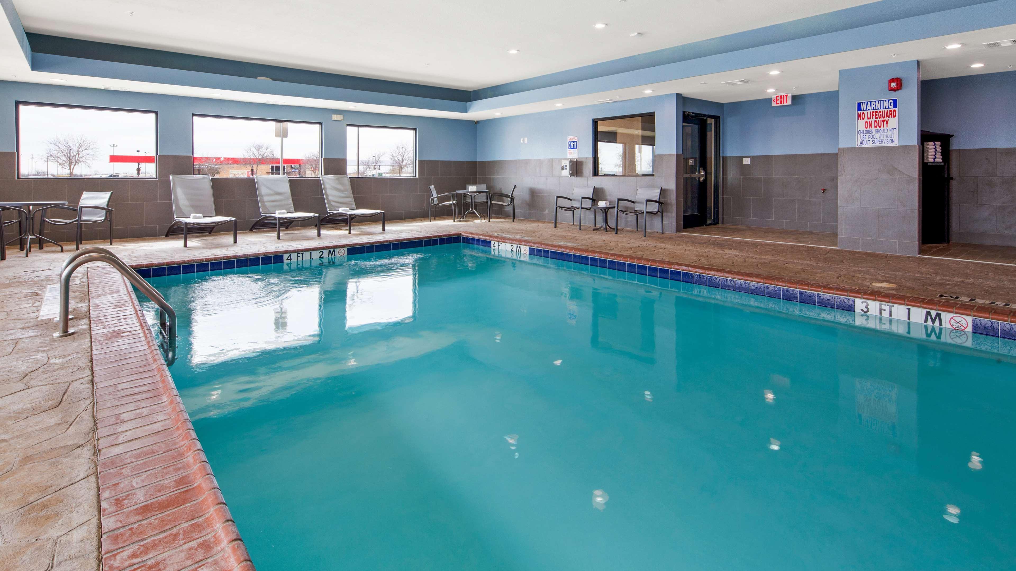 Best Western Plus Big Lake Inn Екстериор снимка