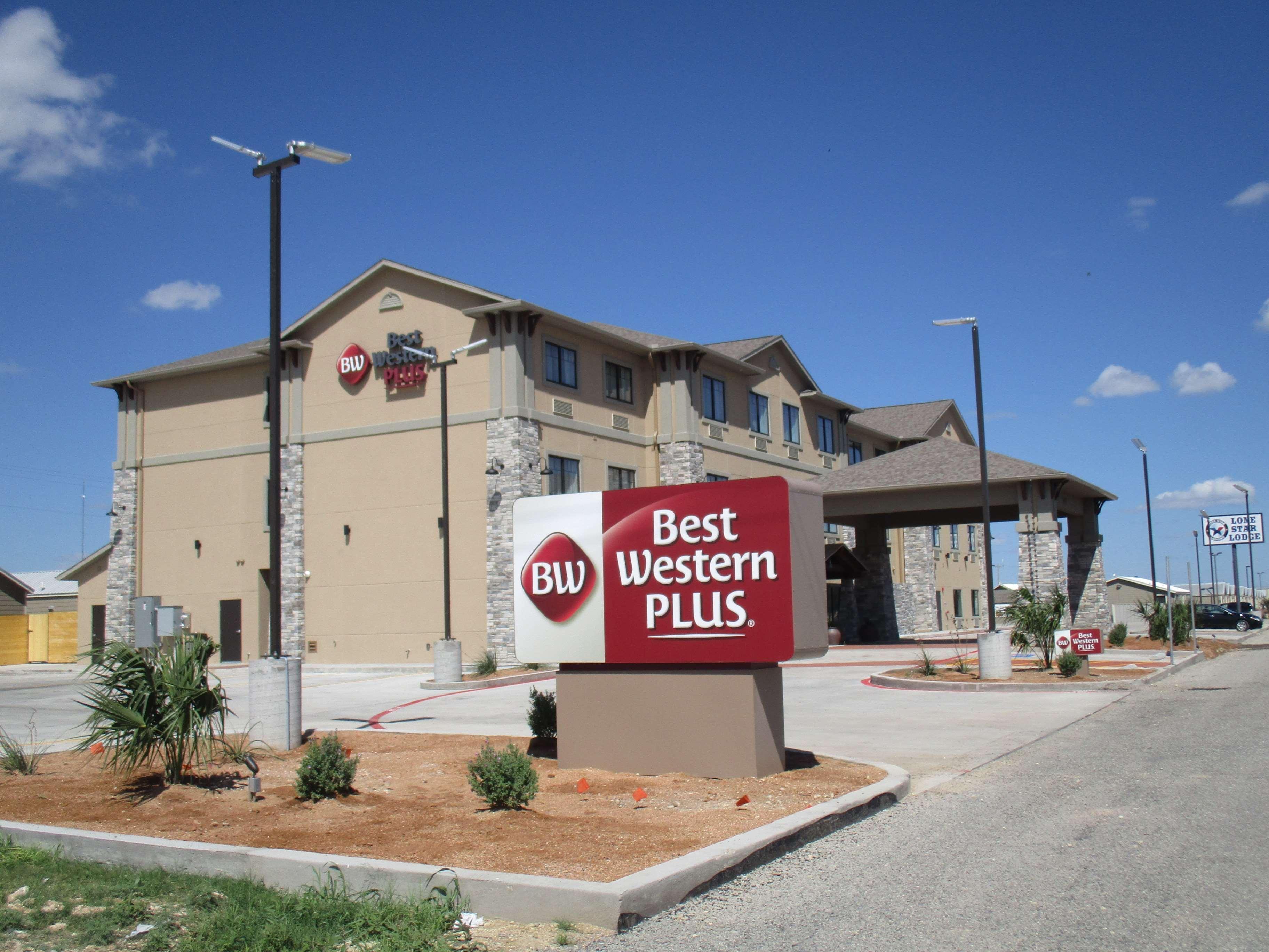 Best Western Plus Big Lake Inn Екстериор снимка